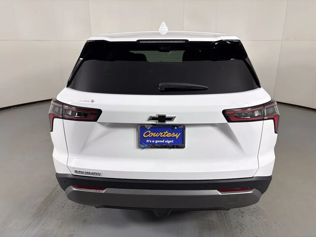 New 2027 Summit White Chevrolet LT image 8