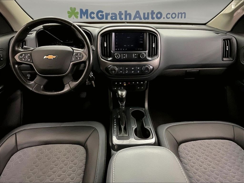 Used 2022 White Chevrolet Z71 image 20
