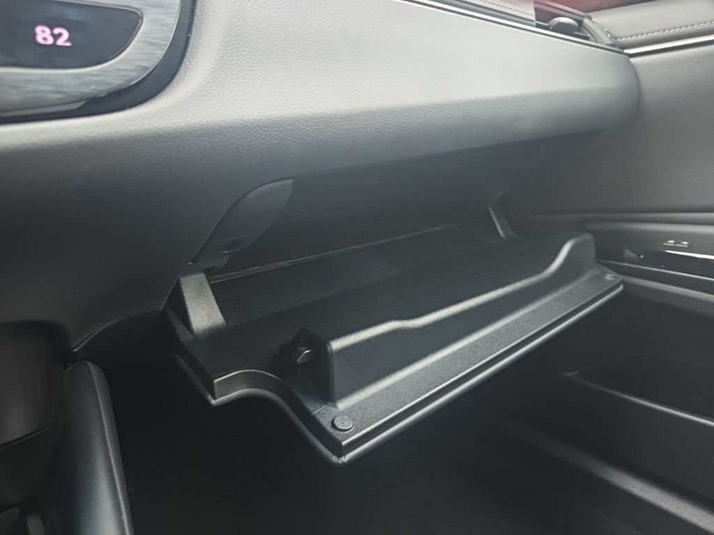 2024 Lexus ES 350 - Photo 38