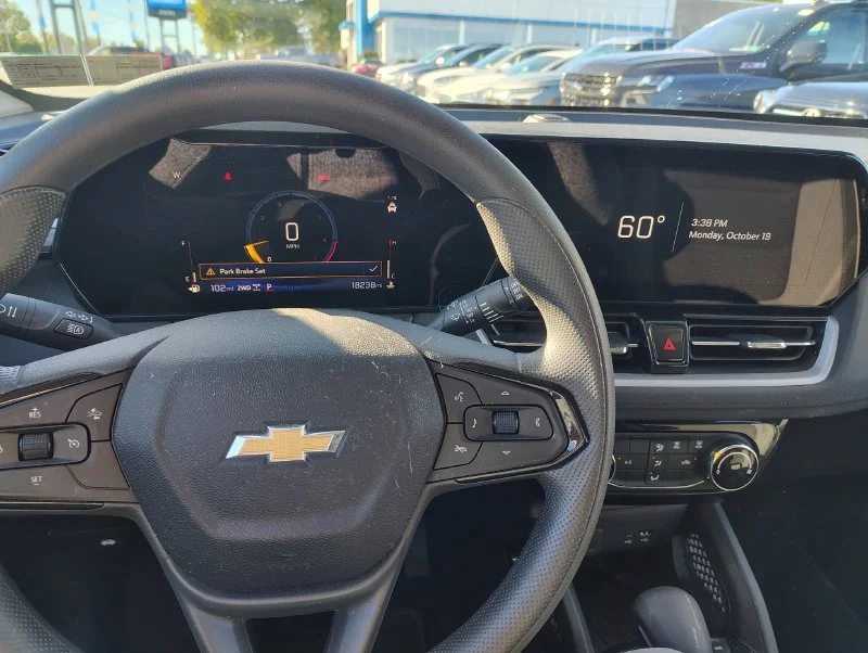 Used 2024 Gray Chevrolet LT image 8