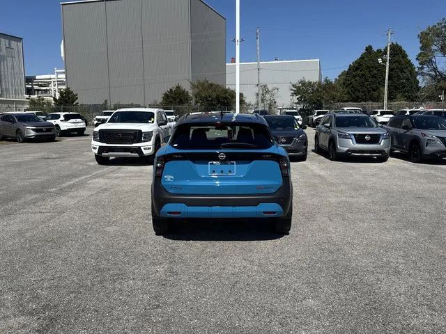 Used 2025 White Nissan SR image 6