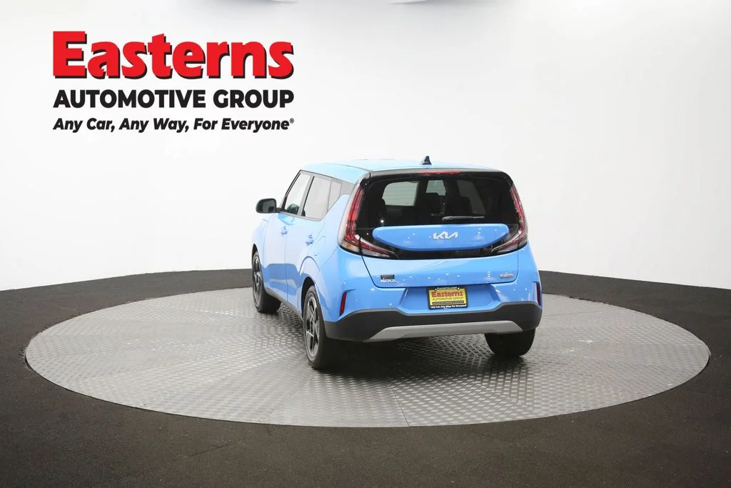 Used 2023 Blue Kia EX image 39