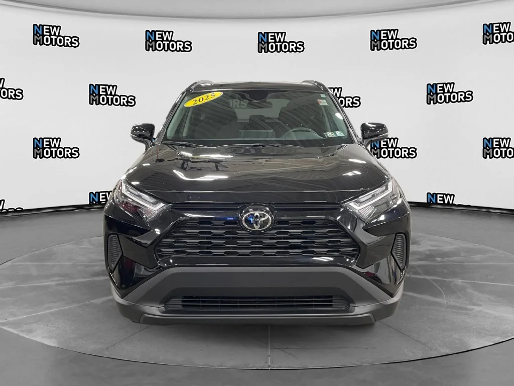 Used 2025 Midnight Black Metallic Toyota XLE image 8