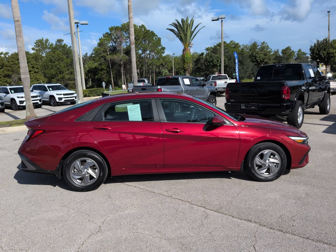 Used 2025 Red Hyundai SE image 3