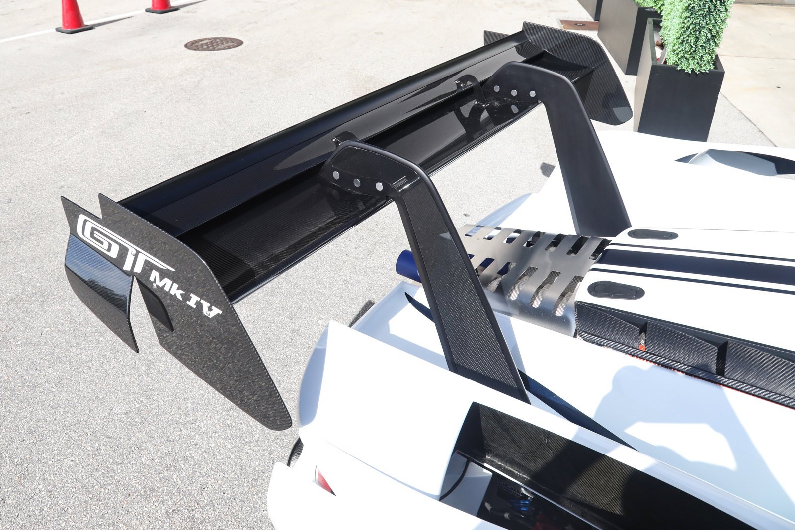 Used 2023 White Ford  image 19