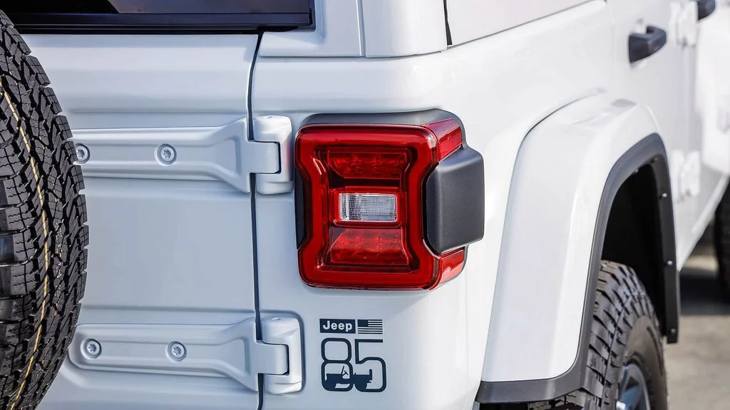 New 2026 White Jeep 85th Anniversary Edition image 10