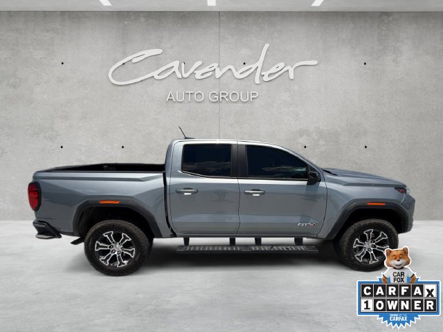 Used 2025 Sterling Metallic GMC AT4 image 17