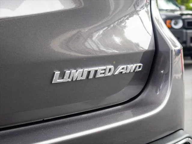 Certified Used 2017 PREDAWN GRAY MICA Toyota  image 12