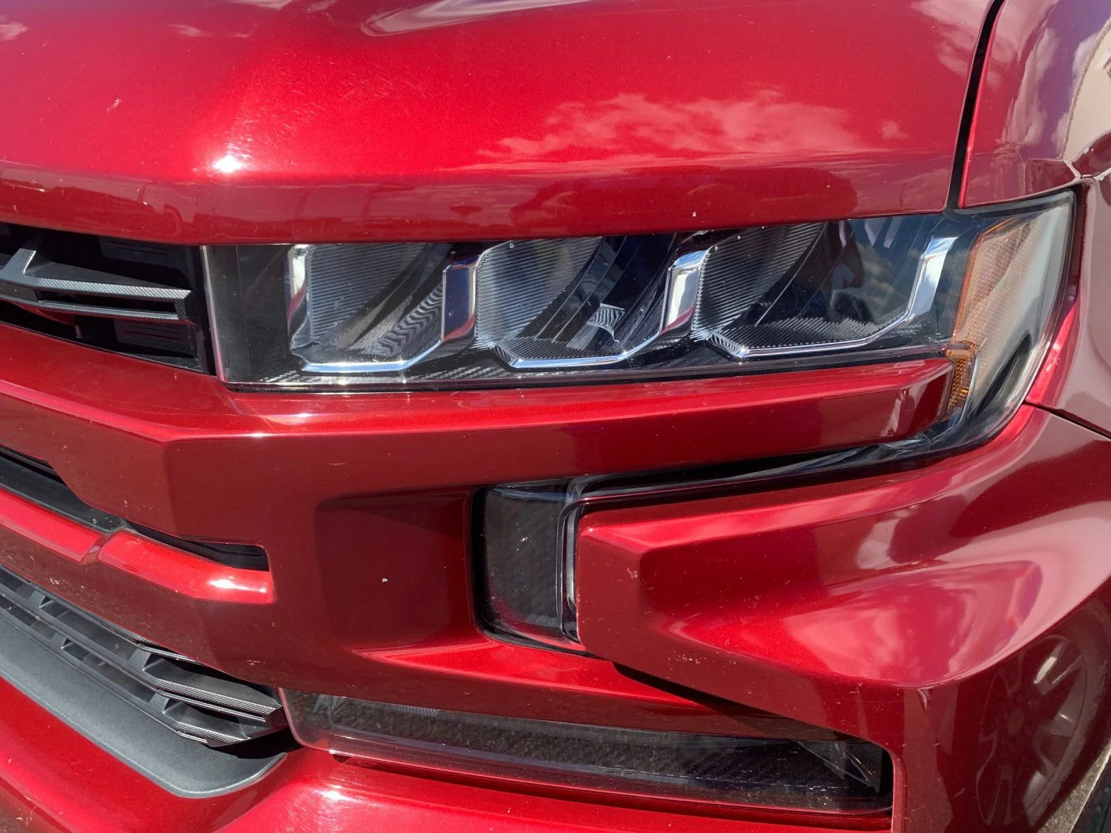 Used 2019 CAJUN RED TINTCOAT Chevrolet RST image 8
