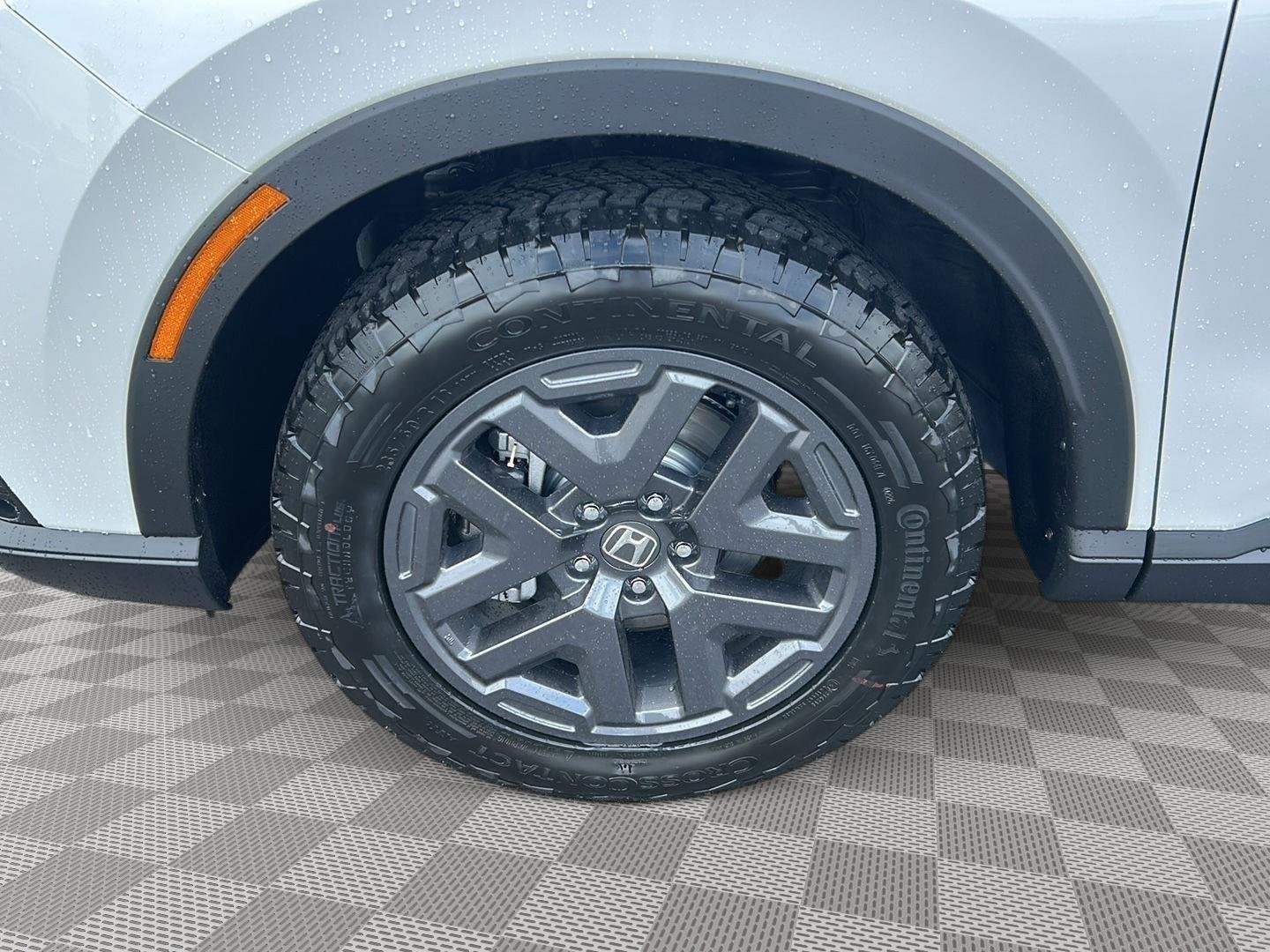 New 2026 Platinum White Pearl Honda TrailSport image 2