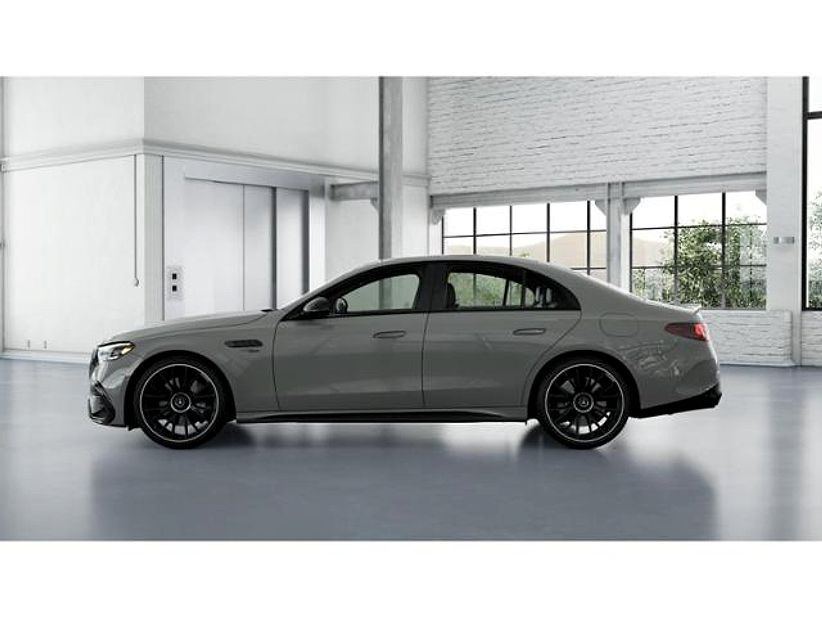 New 2027 MANUFAKTUR Alpine Grey Mercedes-Benz AMG® E 53 Hybrid image 33