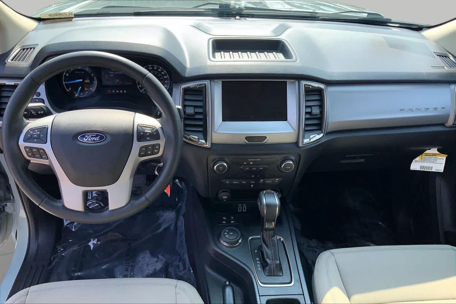Used 2023 Cactus Gray Ford XLT image 14
