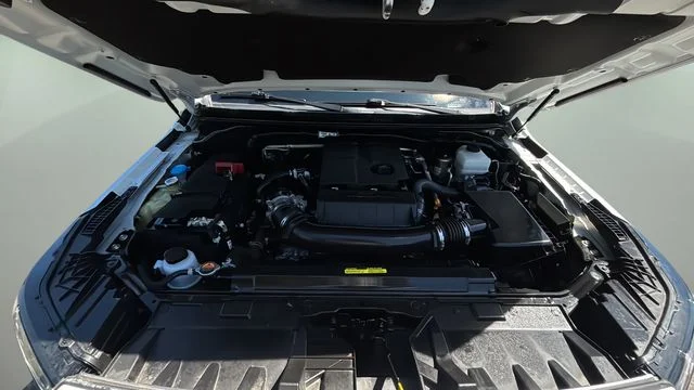 2024 Nissan Frontier SV - Photo 32