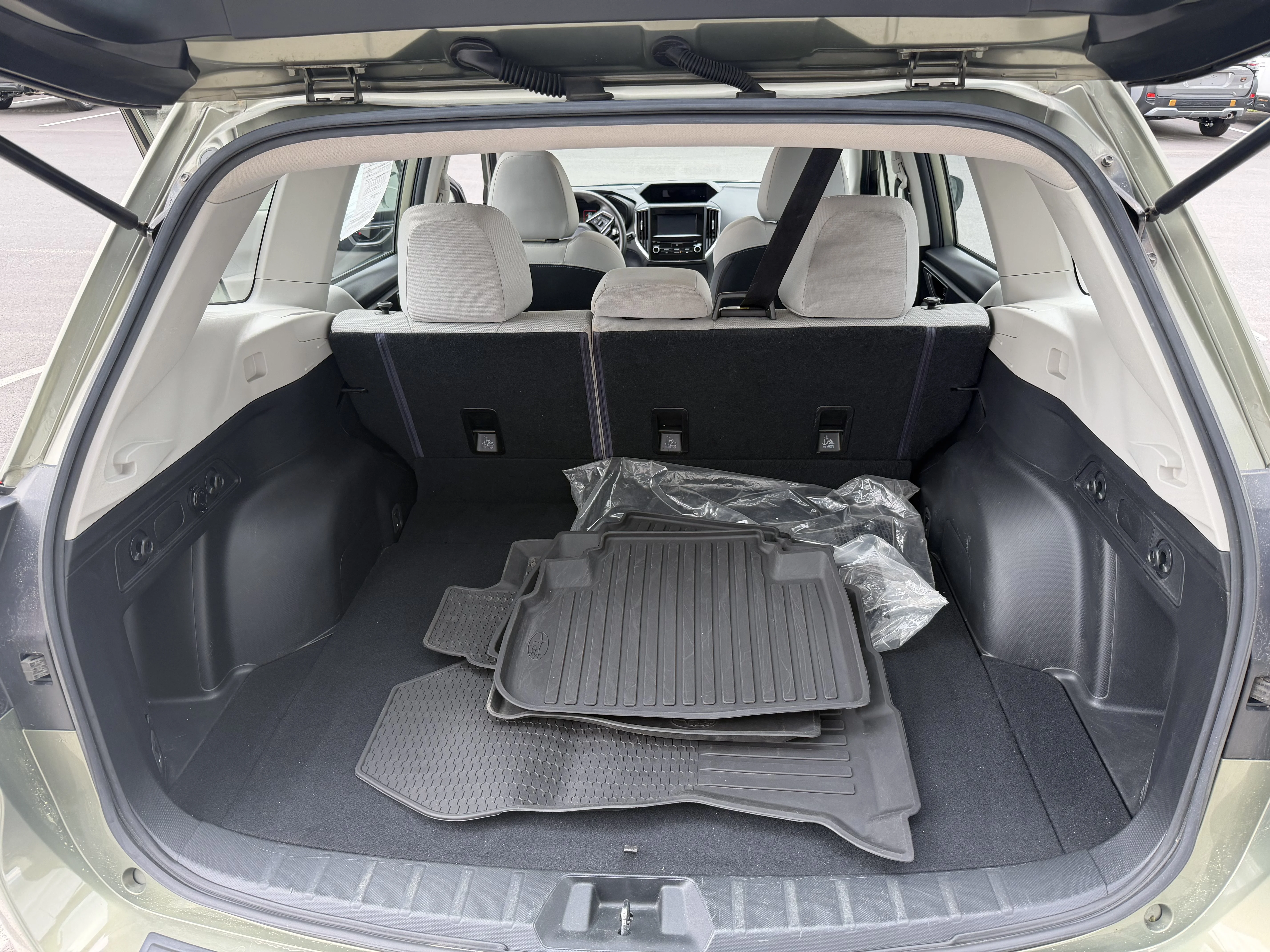 Used 2019 Jasper Green Metallic Subaru 4DR SUV 2.5I image 17