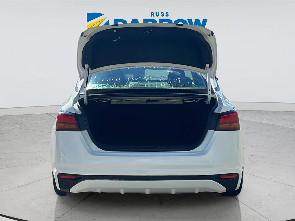 Used 2019 White Nissan 2.5 S image 31