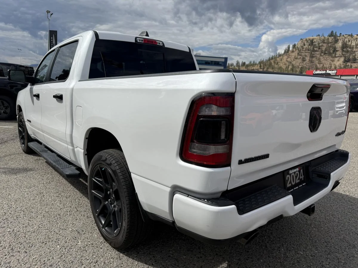 Used 2024 White RAM Laramie 4x4 Crew Cab image 4