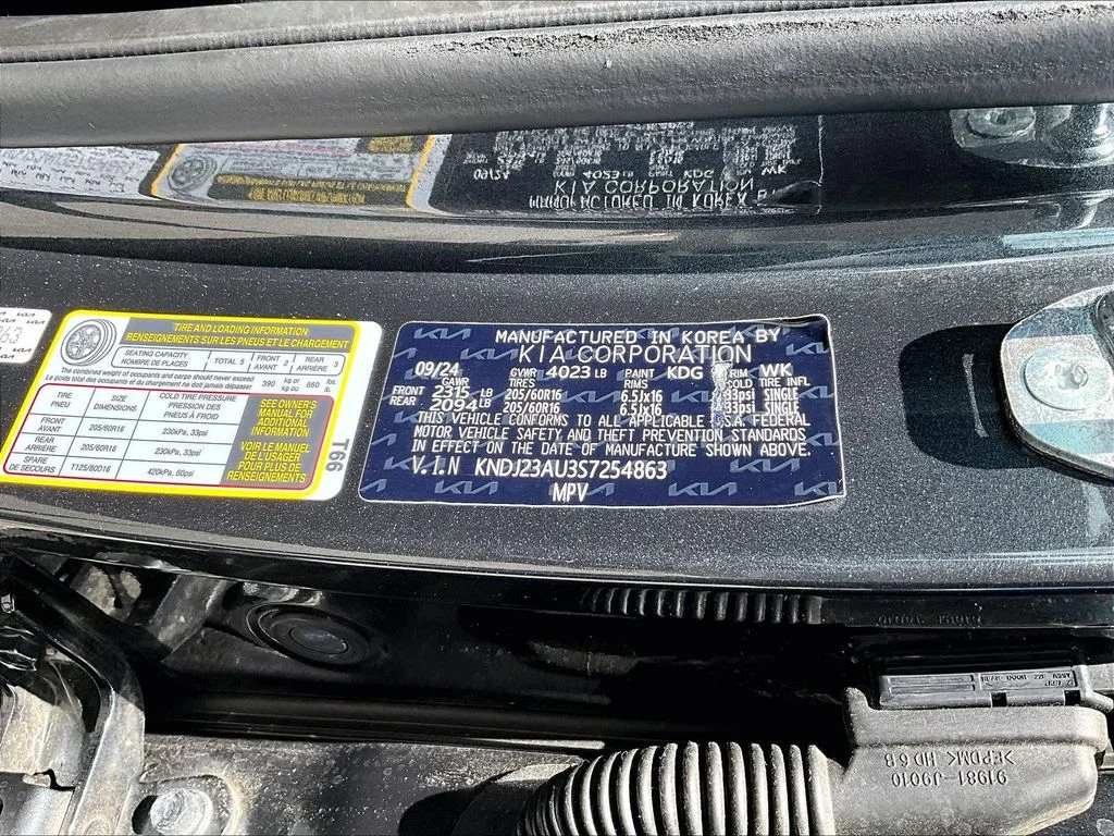 2025 Kia Soul LX - Photo 36