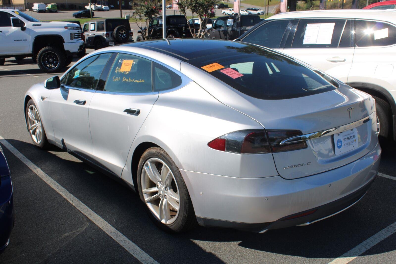 Used 2015 Midnight Silver Metallic Tesla 70D image 5