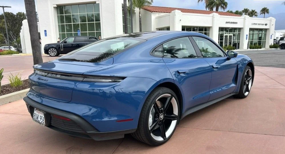 Used 2021 Blue Porsche 4S image 3