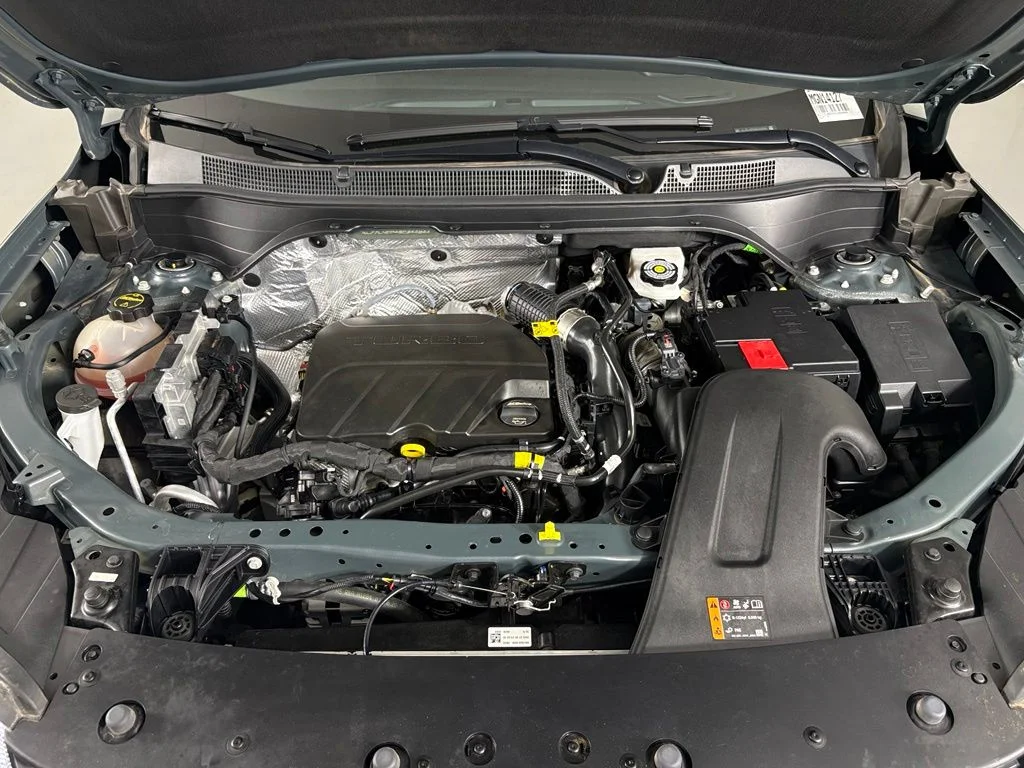 Used 2025 Gray Chevrolet LT image 41