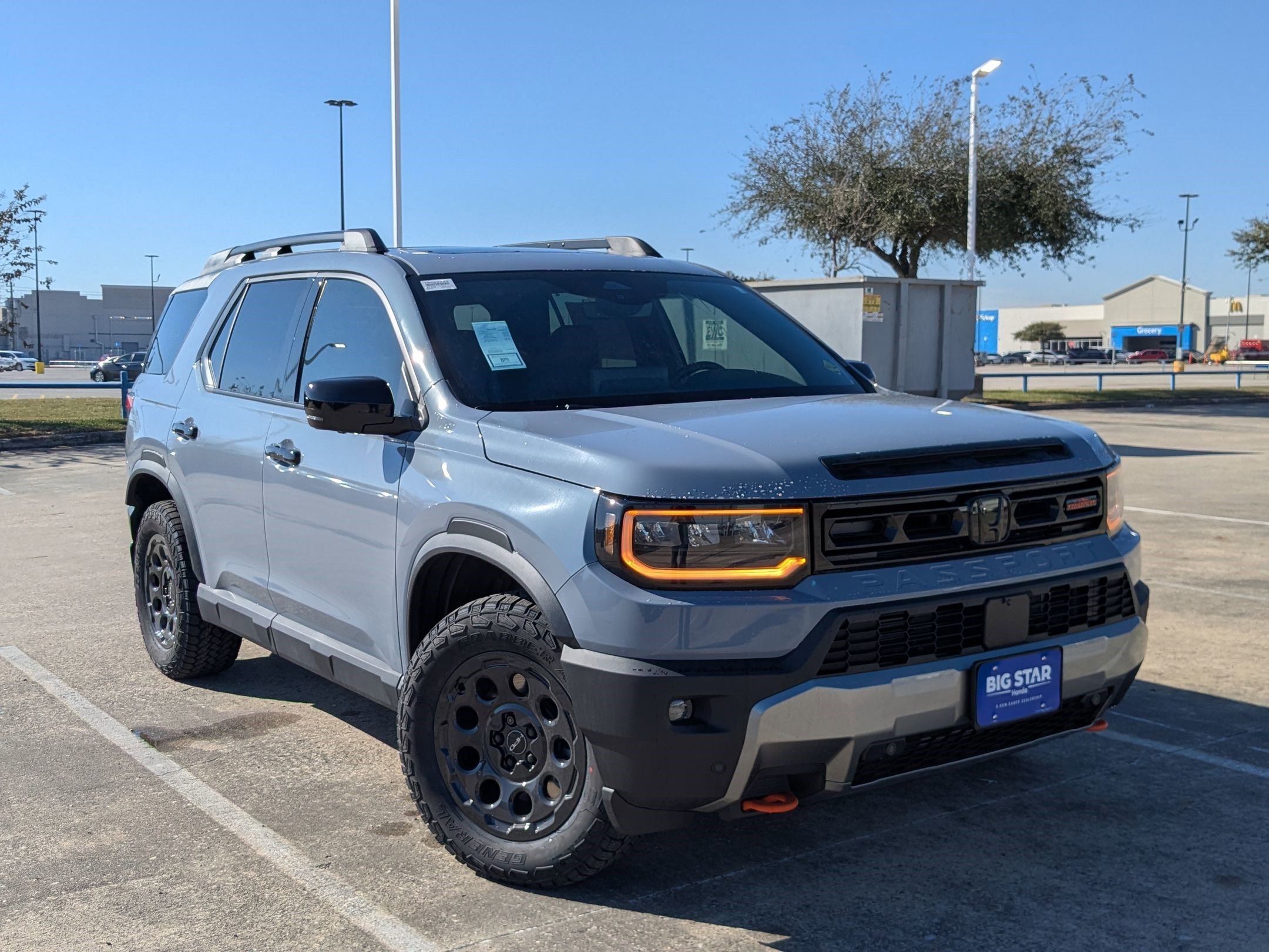 New 2026 Sonic Gray Pearl Honda TrailSport Elite Blackout image 2