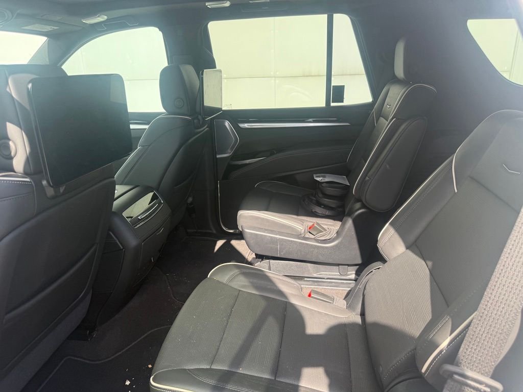 Used 2025 White Cadillac Sport image 7