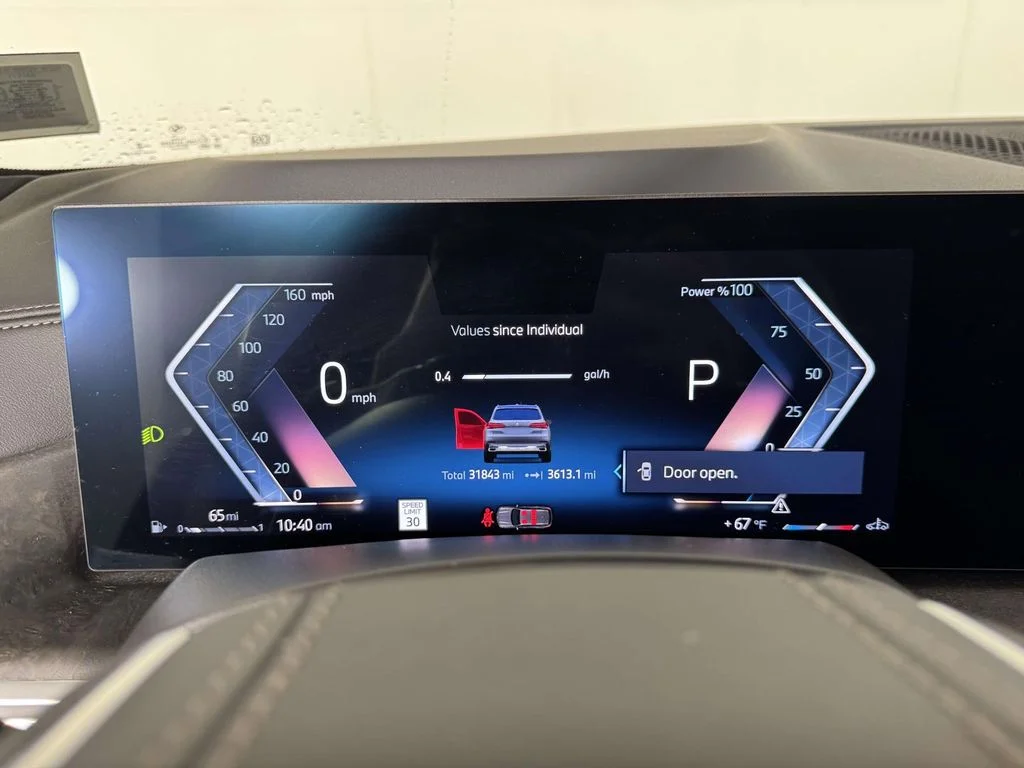 Certified Used 2024 Gray BMW xDrive40i image 3