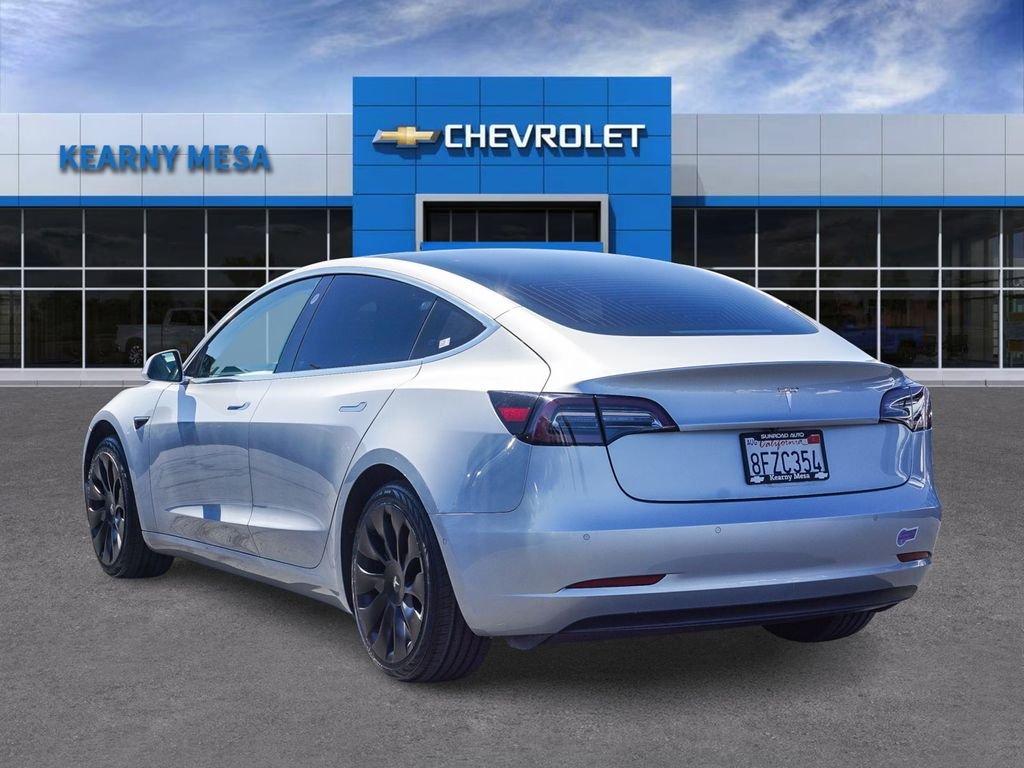 Used 2018 Gray Tesla Long Range image 4