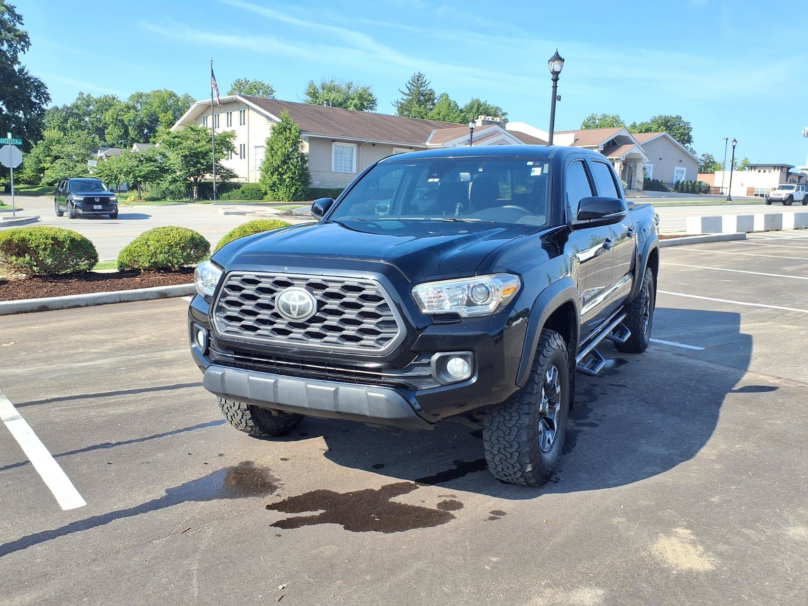 Used 2020 Black Toyota TRD Off Road image 27
