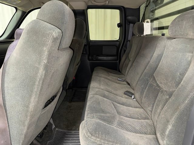 Used 2004 Dark Gray Metallic Chevrolet LS image 20