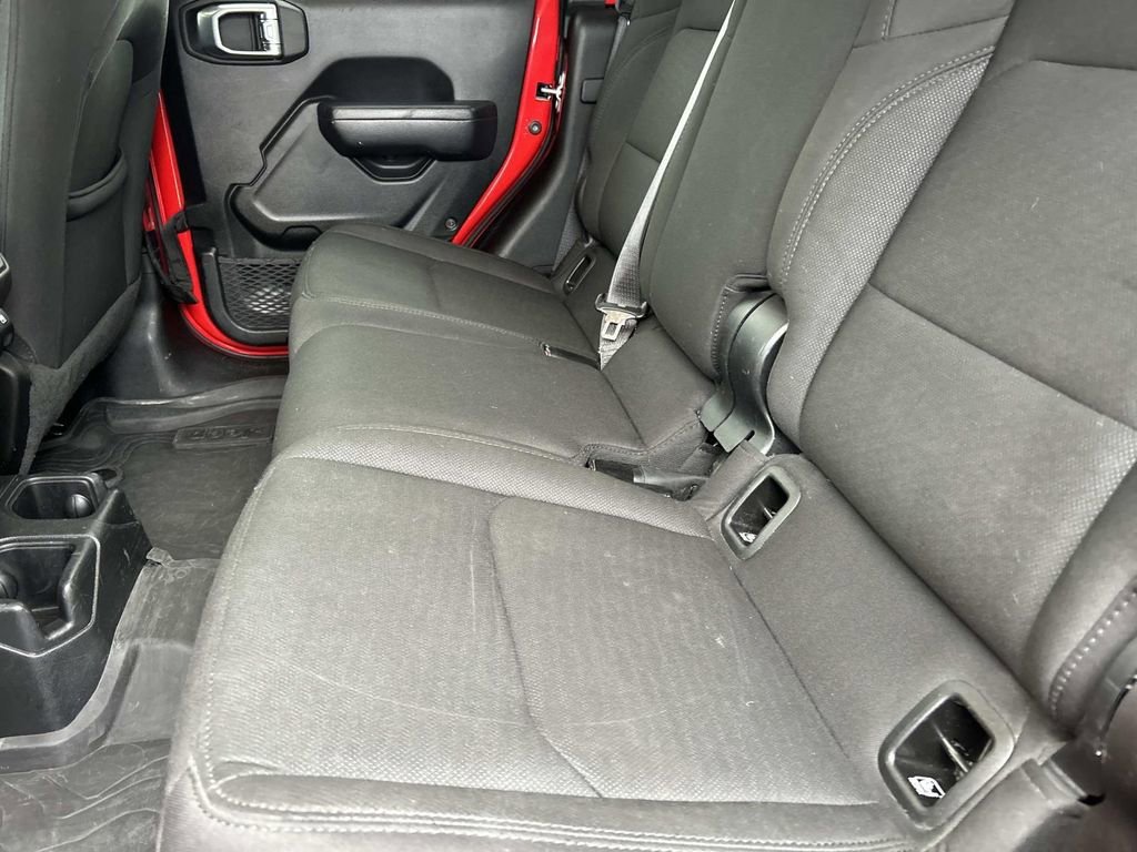 Used 2022 Firecracker Red Jeep Sport S image 16