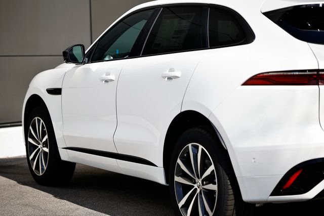 2026 Jaguar F-Pace R-Dynamic S - Photo 10