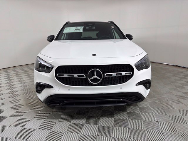 New 2026 Polar White Mercedes-Benz GLA 250 image 17