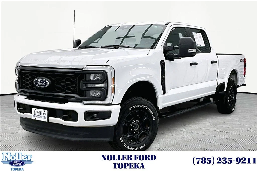 2023 Ford F-350 XL 4x4 Crew Cab 6-3/4' Box SRW's photo