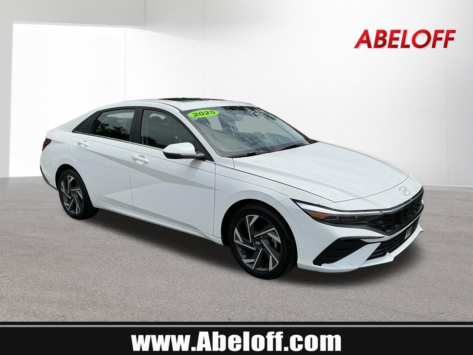 Used 2025 Serenity White Hyundai Limited image 1