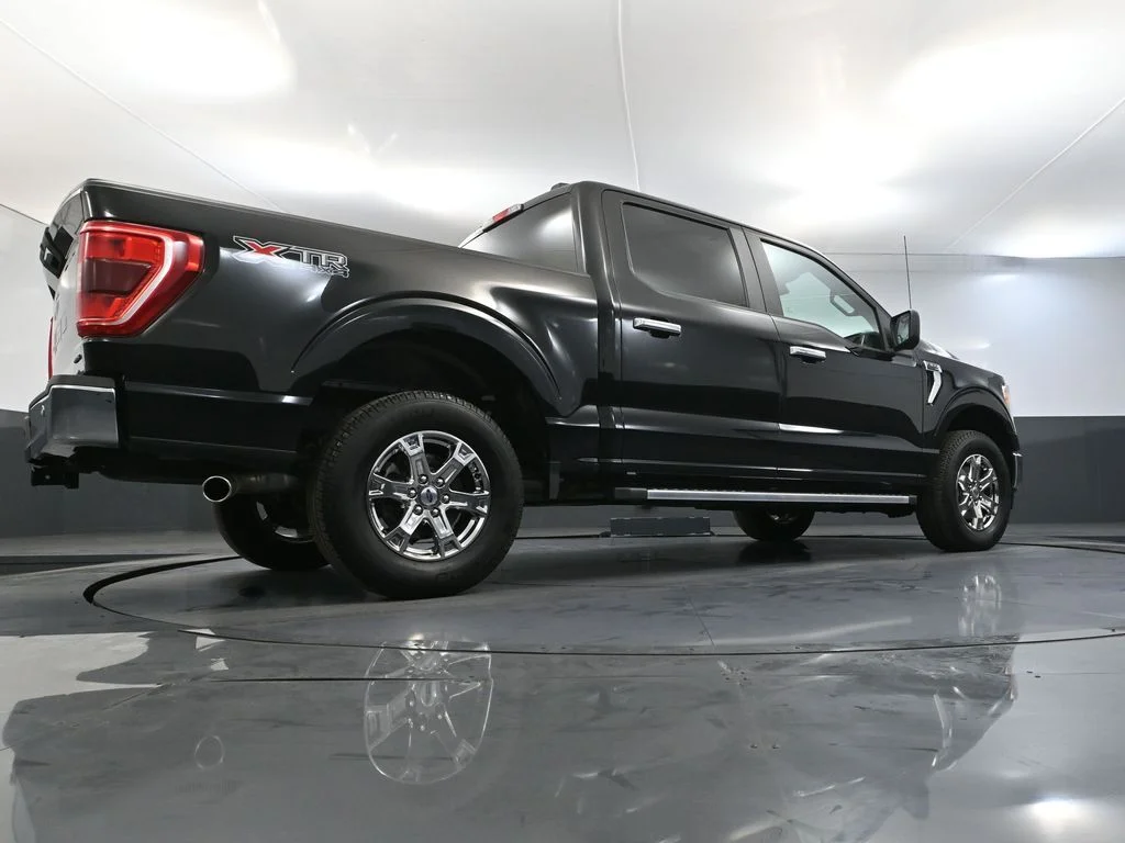 Certified Used 2023 Gray Ford XLT image 49