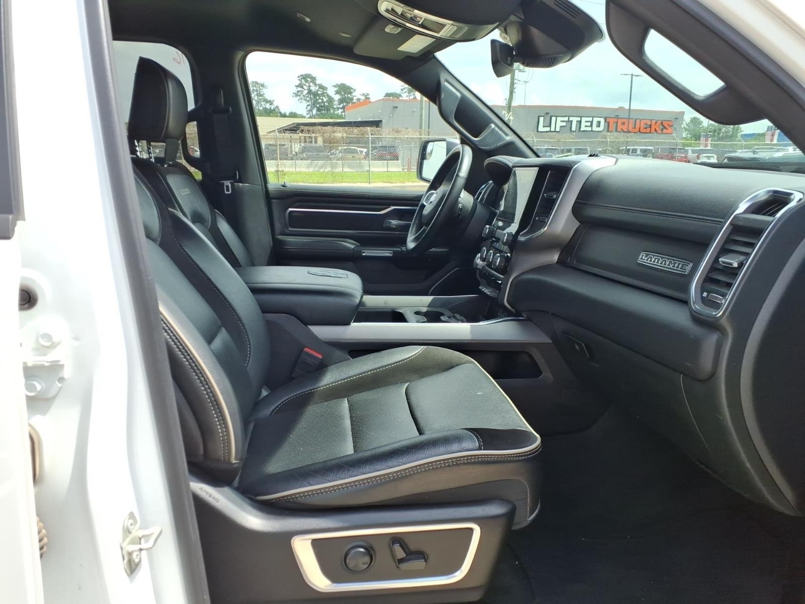 2024 Ram 1500 Laramie White at Robbins Nissan