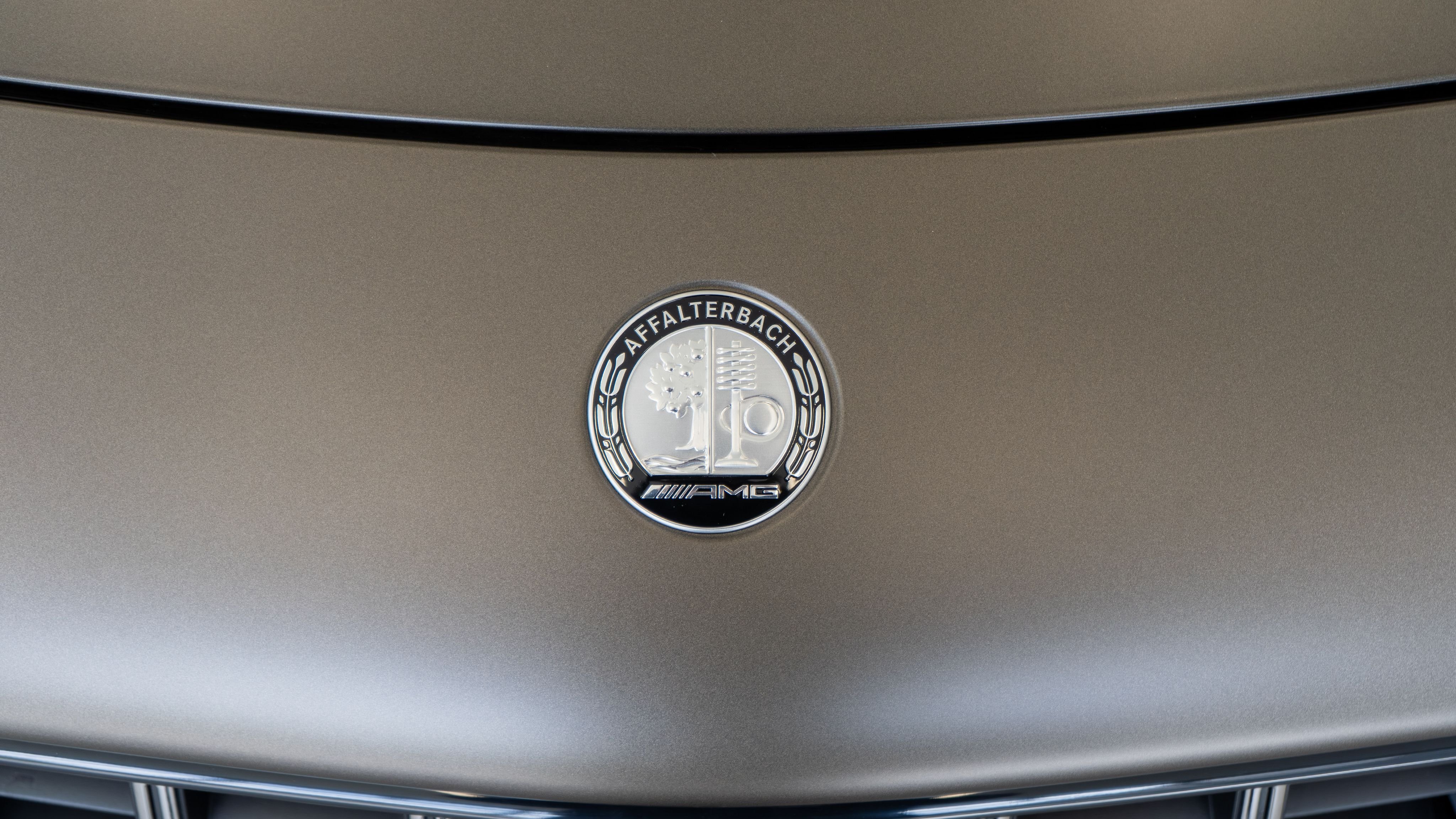 New 2026 Monza Grey Magno Mercedes-Benz SL 43 AMG® image 5