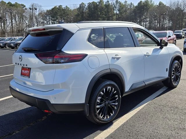 New 2026 Everest White Pearl TriCoat Nissan Dark Armor™ image 3