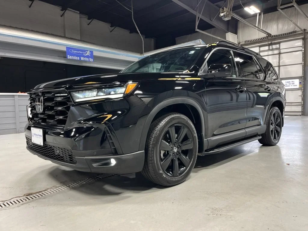 2025 Honda Pilot Black Edition - Photo 46