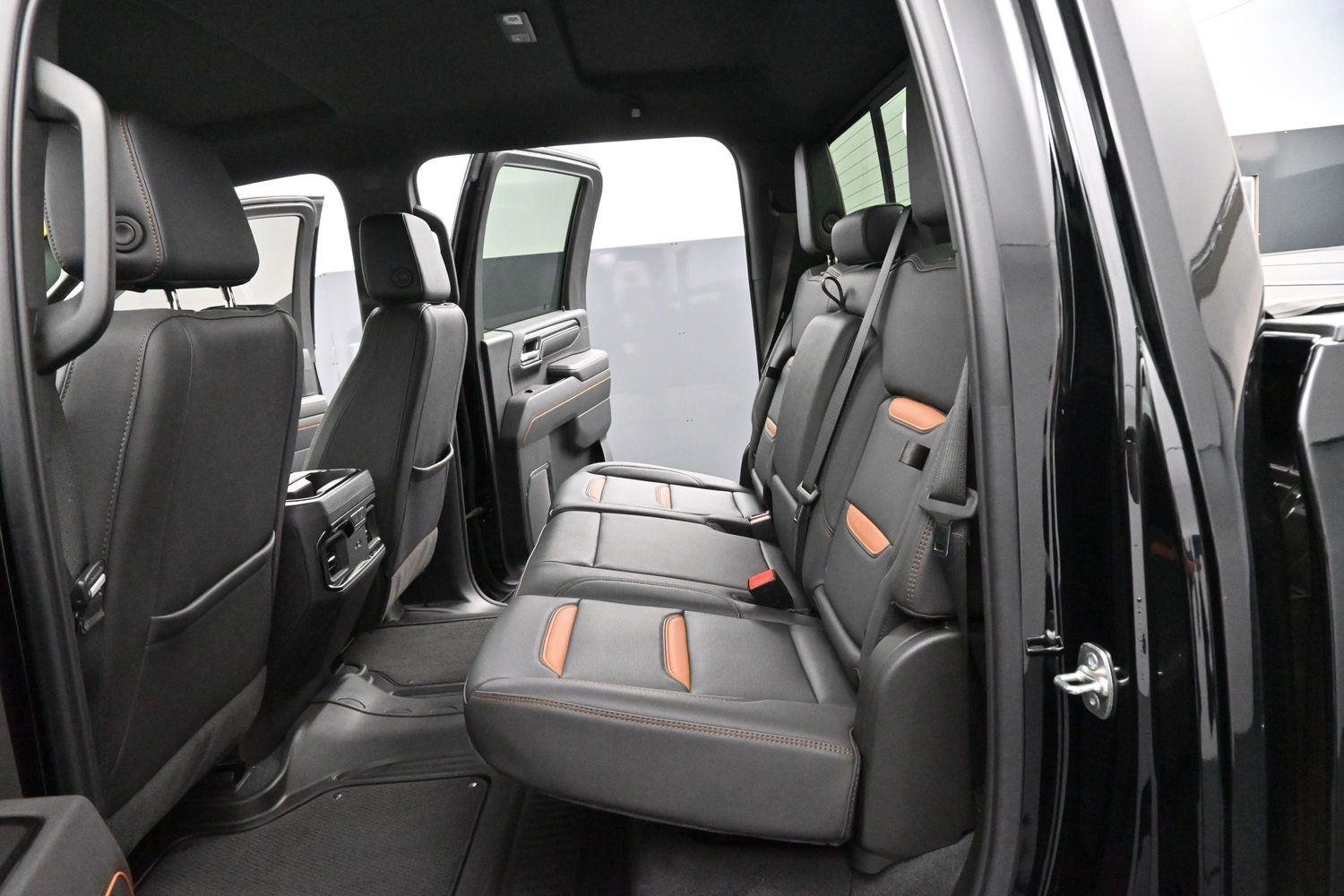 Used 2025 Onyx Black GMC AT4 image 30