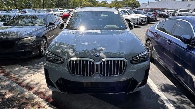 Used 2024 Brooklyn Gray Metallic BMW xDrive30i image 12
