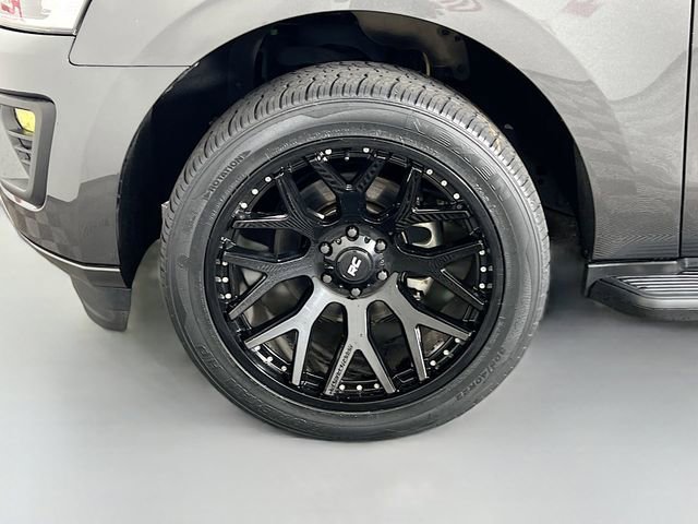 Used 2020 Gray Ford XLT image 26