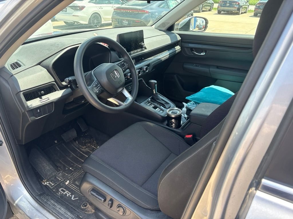Used 2024 Alabaster Silver Metallic Honda EX image 4