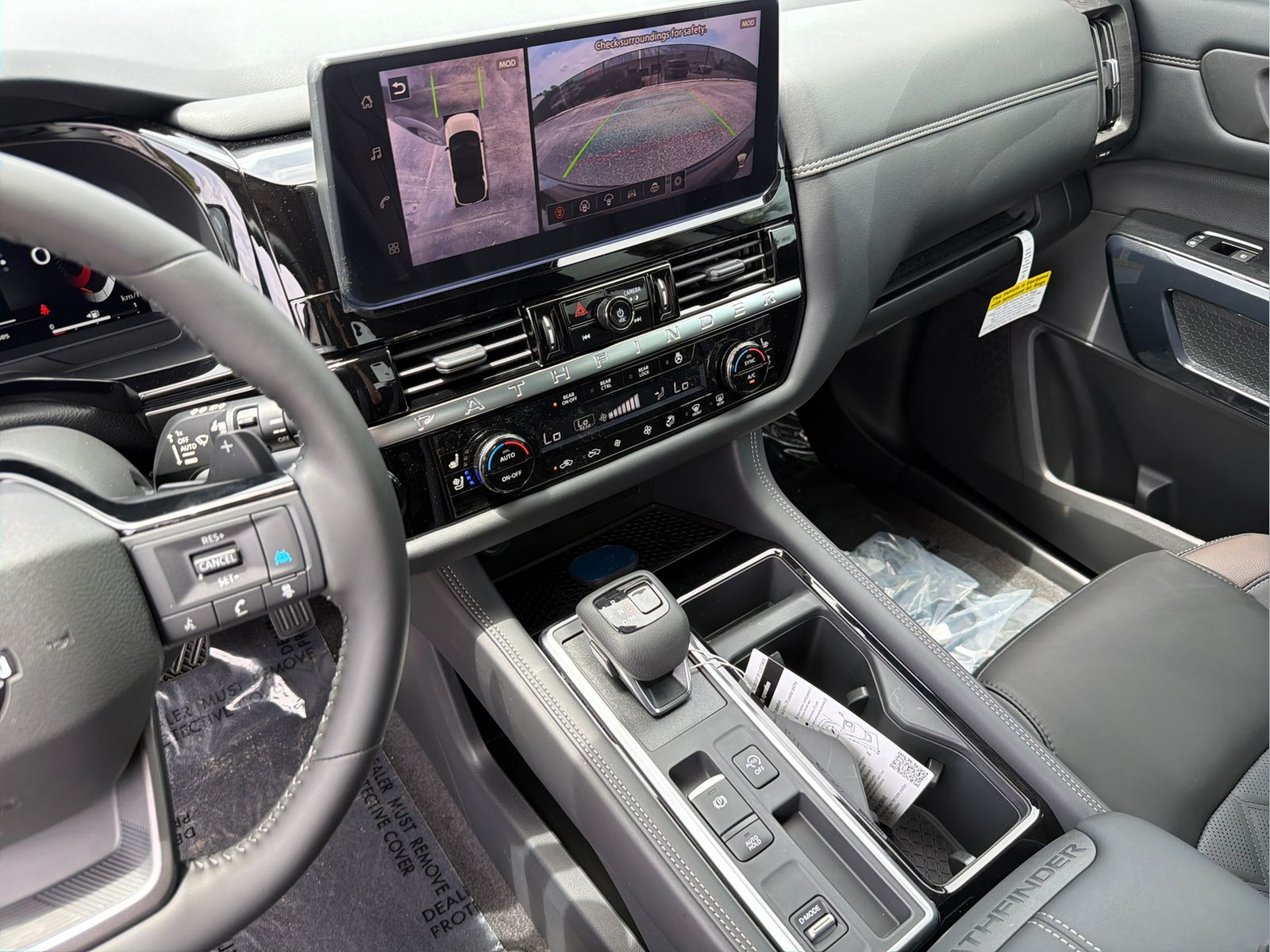 New 2026 Black Nissan Platinum image 20