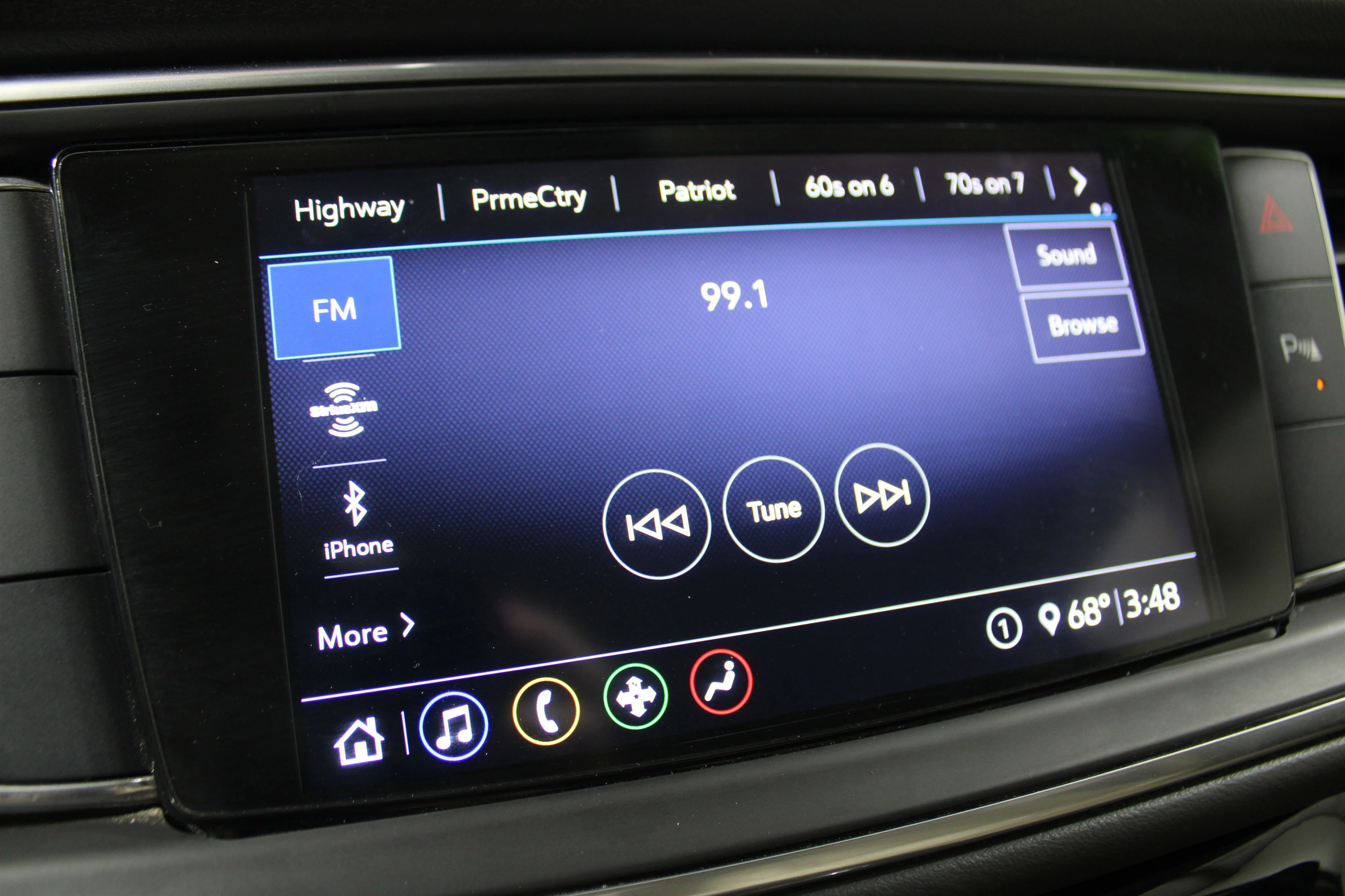2020 Buick Enclave Essence - Photo 12
