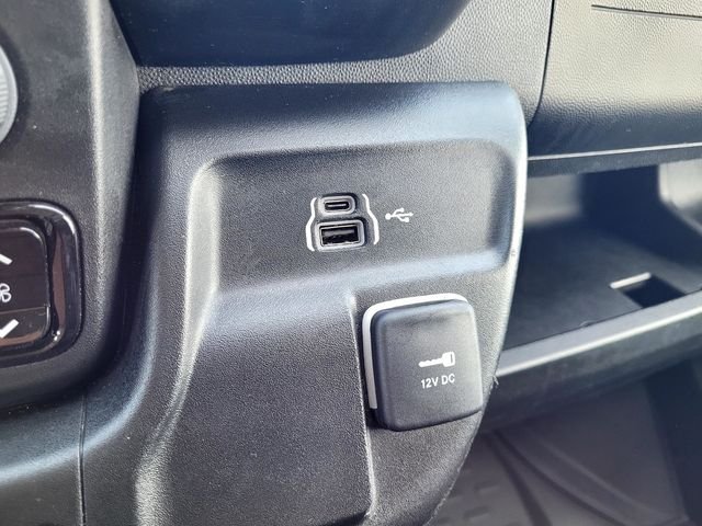 Used 2025 White Ram High Roof image 16