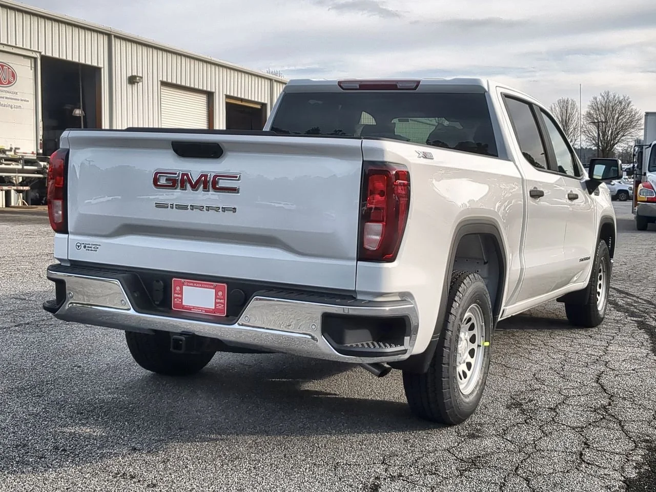 New 2026 Summit White GMC Pro image 8