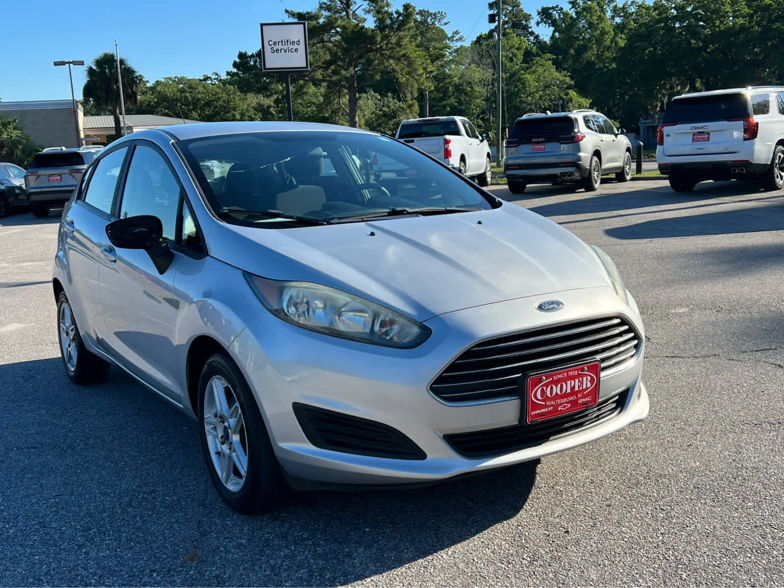 Used 2018 Silver Ford SE image 2