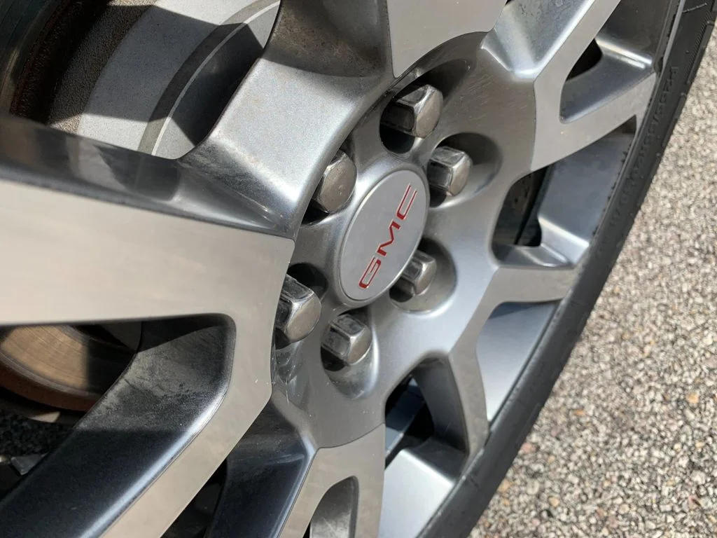 Used 2017 Gray GMC Denali image 34